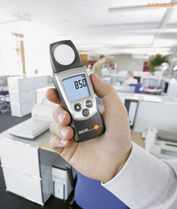 �B�Ƹ��նȃx